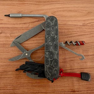 Custom Victorinox CyberTool Compact | Damascus Carbon & Red G10