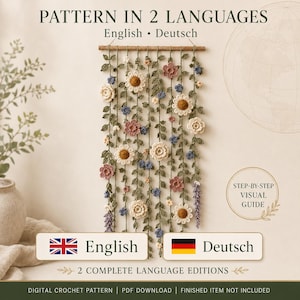 Può includere: Un modello digitale all'uncinetto in download PDF che mostra un arazzo da parete con viti verdi e vari fiori nei toni del bianco, rosa e blu. Il testo recita: PATTERN IN 2 LANGUAGES, English, Deutsch, STEP-BY-STEP VISUAL GUIDE, 2 COMPLETE LANGUAGE EDITIONS.
