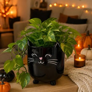 Halloween Black Cat Planter Pot | Cute  Spooky Ceramic Cat Plant Pot | Small Indoor Planter for Pothos & Succulents | Cat Lover Gift