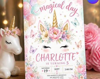 魔法のユニコーンの誕生日招待状（女の子向け）、花柄パステルユニコーンの5歳の誕生日招待状、蝶のゴールドグリッターキャンバステンプレート B628