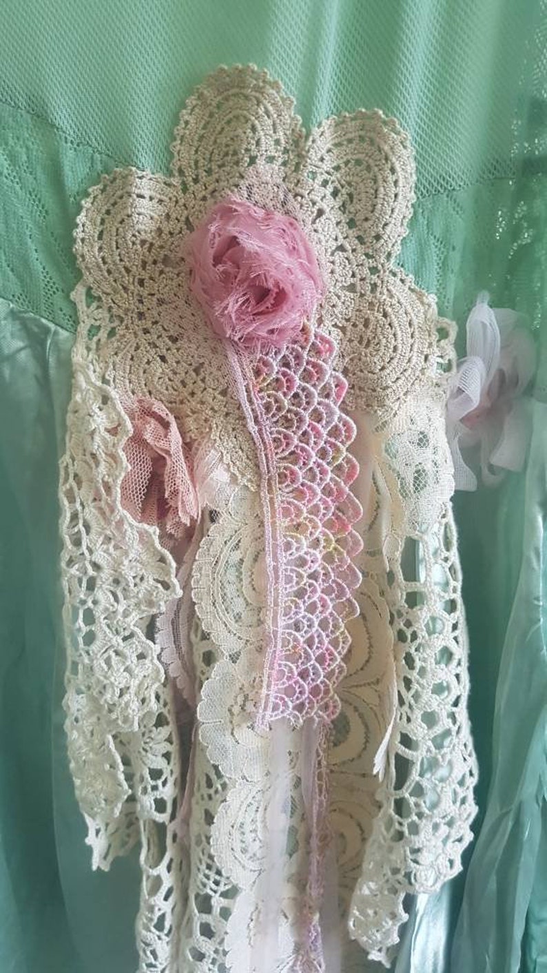 Upcycled clothing Plus size skirt Gorgeous pastel green Skirt Original XL Art to wear Boho Stretch waist skirt. Vintage lace @ doilies