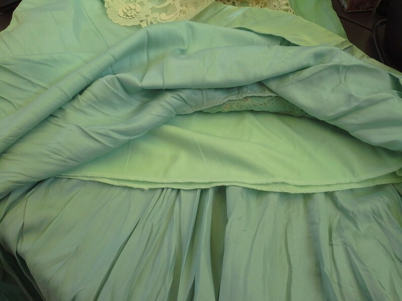 Upcycled clothing Plus size skirt Gorgeous pastel green Skirt Original XL Art to wear Boho Stretch waist skirt. Vintage lace @ doilies