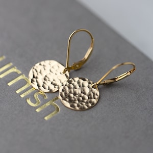 Hammered Gold Earrings Lever-back, Minimalist Gold Filled Disc Dangle Leverback Earrings, Gold Jewelry Gift for Her