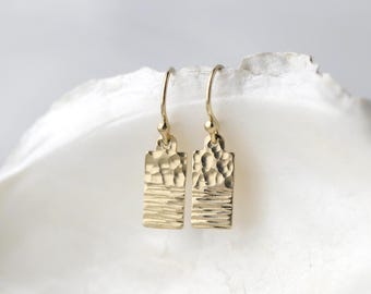 Dainty Hammered 14K Gold Filled Earrings: Minimalist Lever-back Dangle