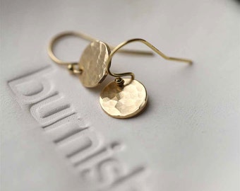 Tiny Hammered Gold Disk Earrings • Small Dainty Minimalist Earrings • Minimal Gold Filled Earrings