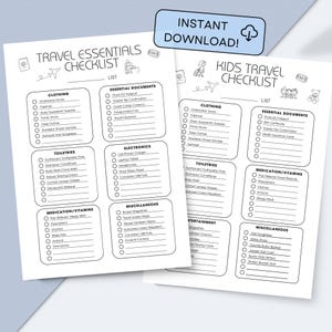 Può includere: Due liste di controllo stampabili bianche: "Lista di controllo degli elementi essenziali per il viaggio" e "Lista di controllo dei viaggi per bambini". Ogni elenco include categorie come abbigliamento, articoli da toeletta e documenti essenziali.