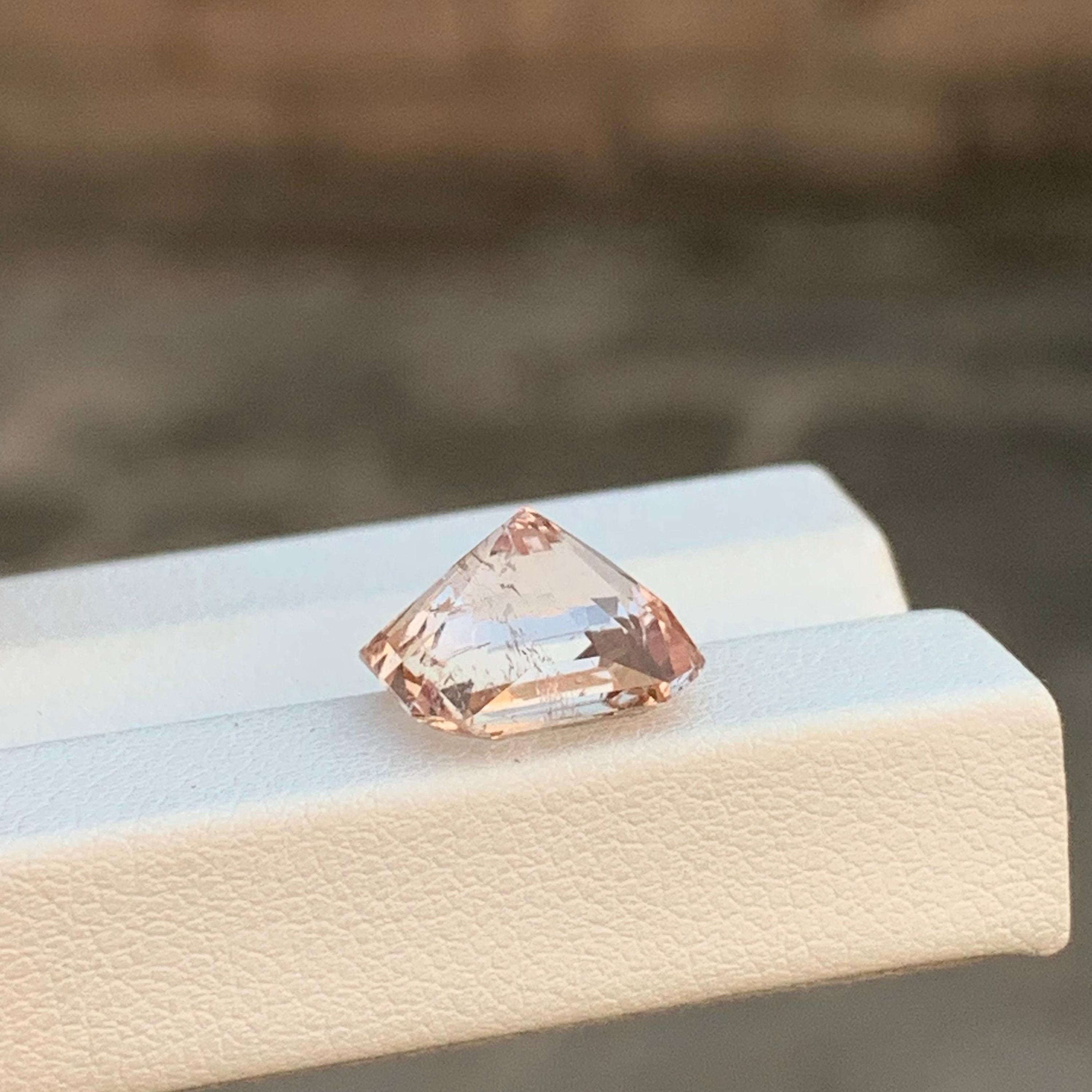 6.50カラット天然ピンクインペリアルトパーズ - スクエアカット宝石