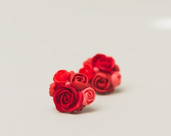 Red Flowers bouquet stud earrings