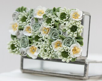 Glass ring box with flowers Only One