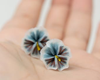 Grey Pansy Earrings Stud earrings - Flower Stud Earrings Jewelry, Hypoallergenic Studs