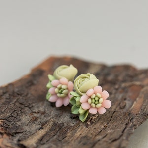 Succulent Stud Earrings - Pink Echeveria Plant Hypoallergenic Earrings Small Succulent Jewelry Gift Plant Lover Gift plants studs