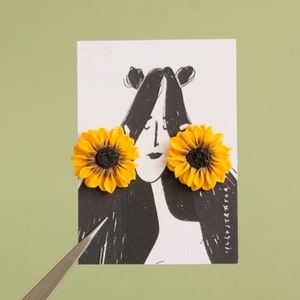 Yellow Sunflower Stud Earrings. Handmade Unique Sunflowers Wedding Jewelry.