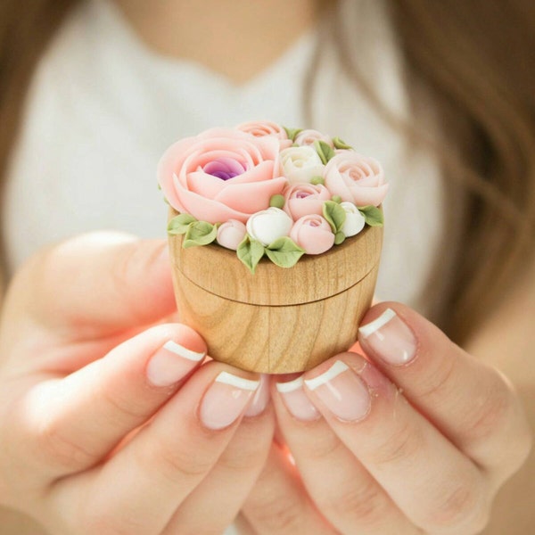 TO ORDER ONLY Pink White Rose Flower Ring Box Wooden Round Decorated Engagement Ring Holder Ring Case Wedding Bridal Enagagement Decor Gifts