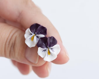 Pansy Studs, Purple Flower Earrings, Botanical Jewelry, Delicate Floral, Bridesmaid Gift