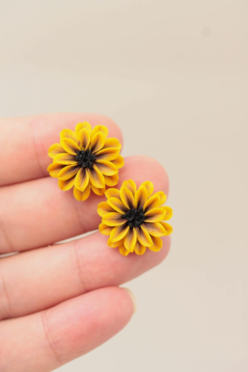Sunflower Stud Earrings, Yellow Flower Earrings, Bridal Gift for Bridesmaids