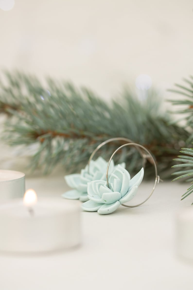 Ready to ship Blue Succulent Flower hoop earrings from polymer clay, 100% handmade zdjęcie 2