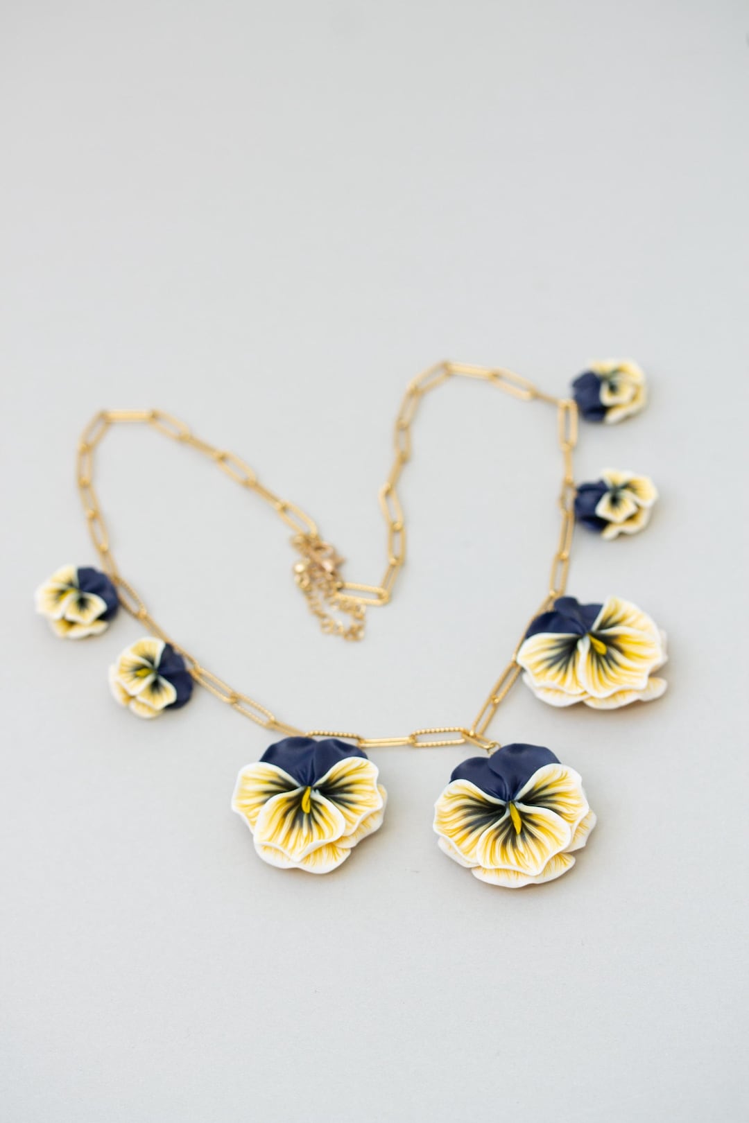 EVER FAITH – Collana Boho Con Fiori Estivi Gialli, Floreale, Girocollo Regolabile, Gioielli Donna In Argento 925