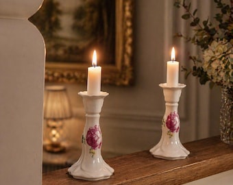 Juego de 2 portavelas vintage Victoria de Checoslovaquia, candelabros de porcelana blanca, elegante decoración romántica shabby chic.