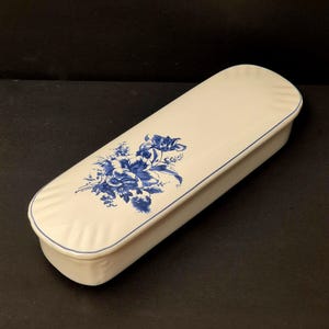 Vintage Staffordshire Ironstone serveringsskål / smörskålsbas – Blått blommönster – Tillverkad i England