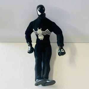 Marvel Spider-Man Origins Signature Series Black Suit Symbiote Spider-Man action figure bild 2