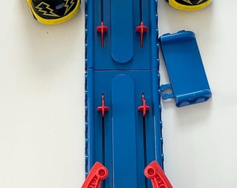 Bright Starts Oball Go Grippers Grip and Launcher race car playset G14
