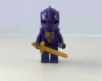 Danju Knight with armor LEGO® Minifigure from Knight's Kingdom