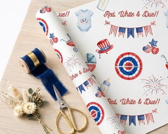 Papel de regalo para baby shower "Red White and Due" con estampado de estrellas y rayas patrióticas.