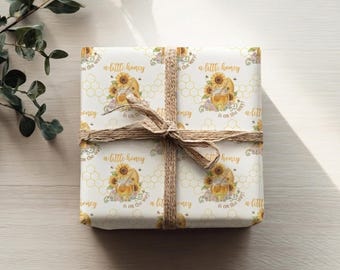 Un poco de miel está en camino Papel de regalo / Papel de regalo para baby shower con diseño de panal floral
