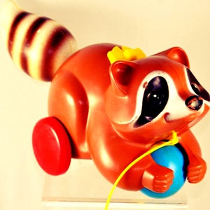 Vintage Fisher Price mapache tirar juguete España