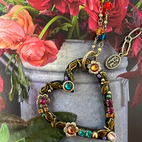 Midnight Garden Heart Necklace Midnight Garden Heart Necklace