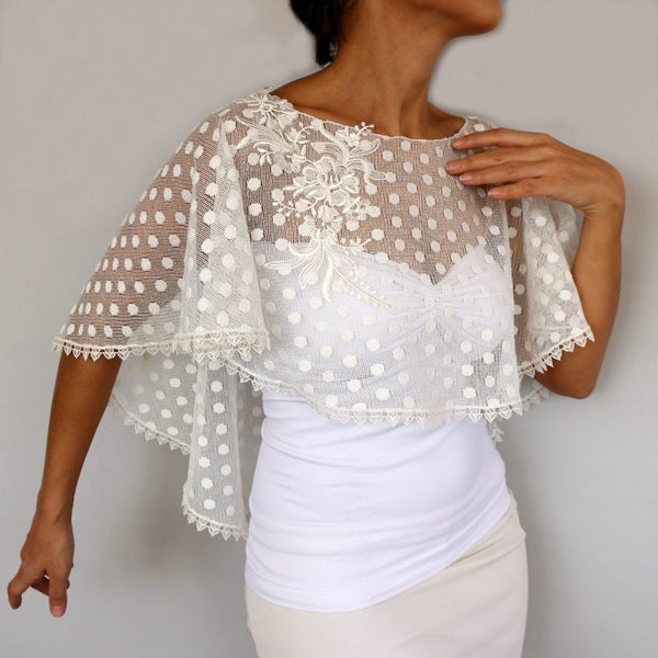 Mesh bridal capelet, Cream tulle wedding capelet, Polka dot bridal cape, wedding cape, bridal shawl shrug, Lace bridal cover up