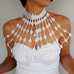 Guipure lace Art Deco wedding shoulder jewelry capelet, Bridal cape, Bridal body jewelry bolero, Great Gatsby shrug, Lace bridal capelet image 10