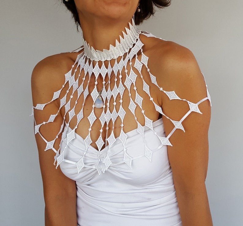 Guipure lace Art Deco wedding shoulder jewelry capelet, Bridal cape, Bridal body jewelry bolero, Great Gatsby shrug, Lace bridal capelet image 2