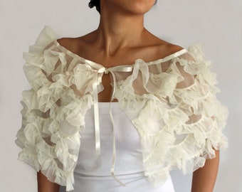 Cream tulle ruffled wedding short cape, Bridalcapelet dress topper, Formal shoulder stole, Bridal bolero shrug, Dressy mesh cover up shawl