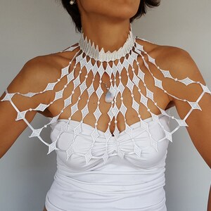 Guipure lace Art Deco wedding shoulder jewelry capelet, Bridal cape, Bridal body jewelry bolero, Great Gatsby shrug, Lace bridal capelet image 3