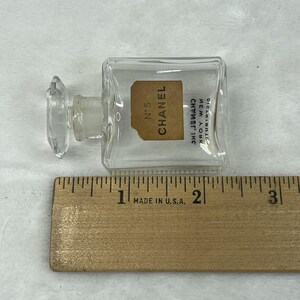 Vintage Chanel No 5 Parfum Bottle Size 8 Empty Mini Perfume Bottle 1/2 oz immagine 3