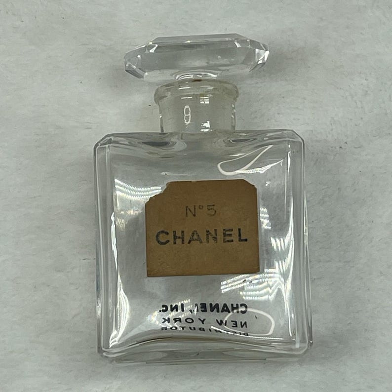 Vintage Chanel No 5 Parfum Bottle Size 8 Empty Mini Perfume Bottle 1/2 oz immagine 1