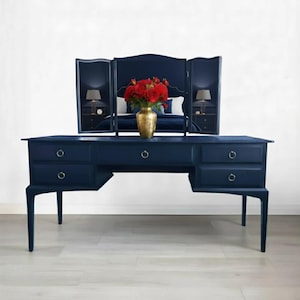 Navy Blue Vanity Desk with Tri Fold Mirror, Modern Makeup Table with Drawers, Elegant Bedroom Dressing Table, Luxury Blue Vanity