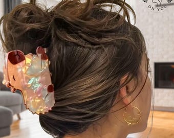 Capybara Hair Claw Clip – Pearlescent Acetate Animal Barrette