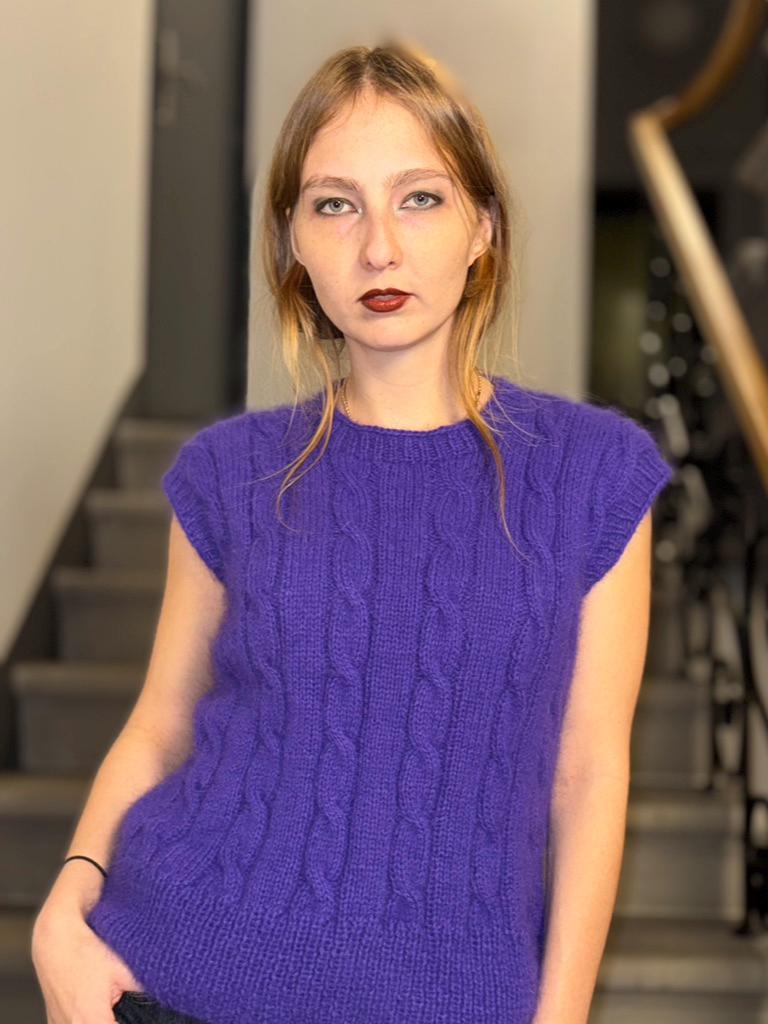 Gilet Rouge En Angora Très Poilu - Taille XL, Neuf Sans étiquettes, Fabriqué En France