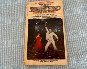 Vintage 1977 Saturday Night Fever Movie Tie-in Book w/ John Travolta color photos Centerfold