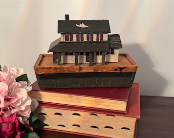 Primitive Wood Noah’s Ark Box Folk Art House Storage Decor Shelf Decor