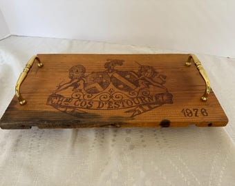 Caja de vino Cos d'Estournel Bordeaux Vintage 1976 - Bandeja - Regalo de 50 cumpleaños para amantes del vino - Tabla de servir de madera reciclada - Decoración para carrito de bar - Vino no incluido
