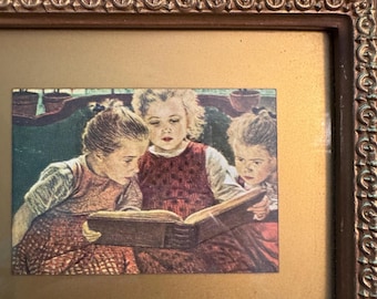 Lámina enmarcada vintage de Walter Firle, "El cuento de hadas", pequeña lámina decorativa dorada con forma de libro de cuentos, decoración infantil para guardería, estilo cottagecore.