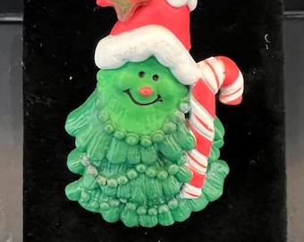 Vintage 1981 Hallmark Christmas Tree Brooch