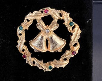 Vintage Gold-Tone Christmas Bells Wreath Brooch