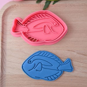 Blue tang cookie cutter and stamp set, pacific fish biscuit mold