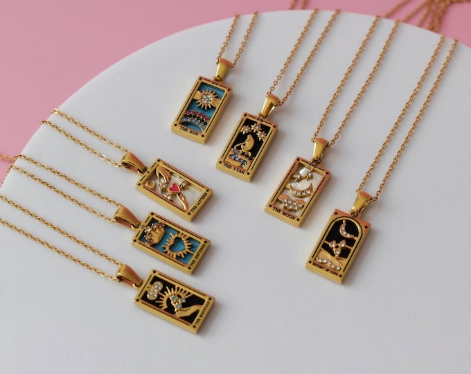 GOLD Tarot Card Necklace Sun Magician Empress Star Sign Wheel Necklaces Fortune 18k Gold Chain Opal Pendant Mother Day Birthday Gift