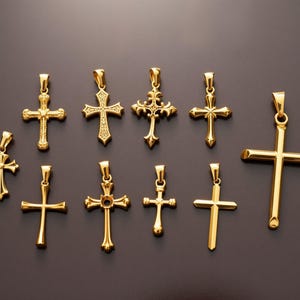 Goldener Kreuzanhänger, zierliche Kreuzkette aus massivem Kristall, personalisiertes Geschenk für Sie und Ihn, christlich, katholisch, baptistisch, minimalistisch, wasserdicht
