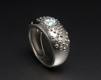 ORBIS- Anillo de plata 925 media caña con engaste de circonita